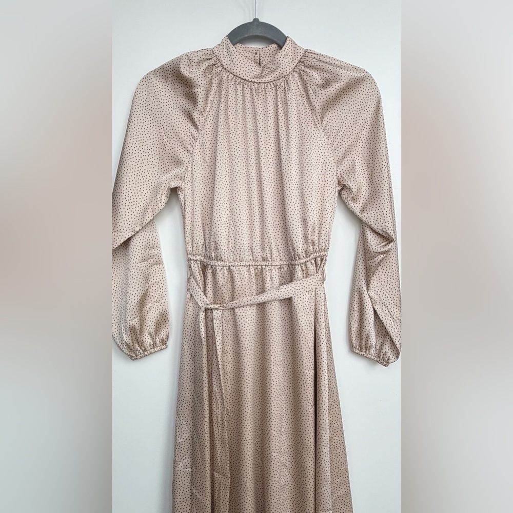 LOFT Beige Polka Dot Dress NWT - Picture 2 of 5
